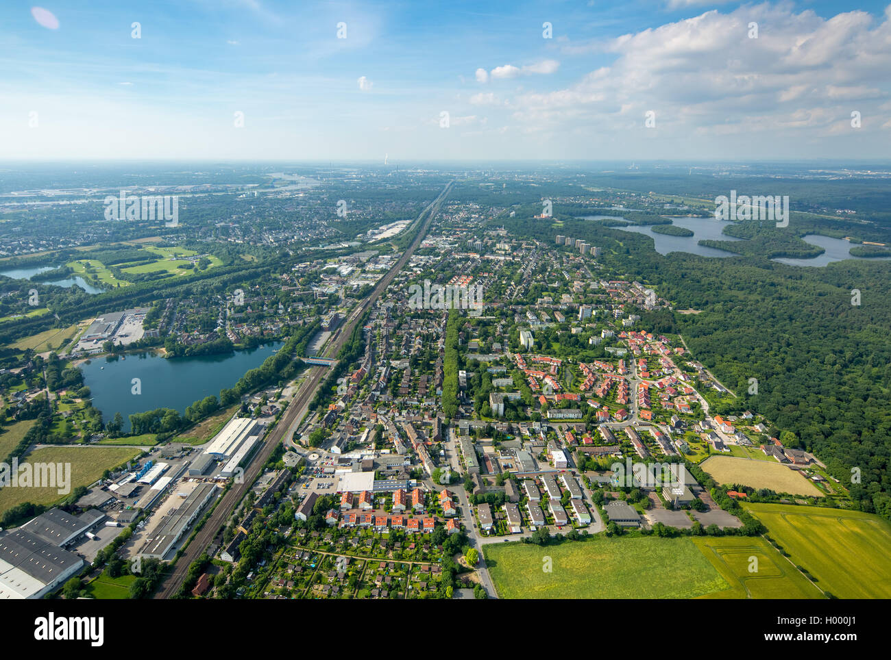 Luftbild, Stadtteil Großenbaum Duisburger im Süden an der Duisburger Sechs-Seen-Platte, Duisburg, Ruhrgebiet, Nordrhein-Westfale Foto Stock