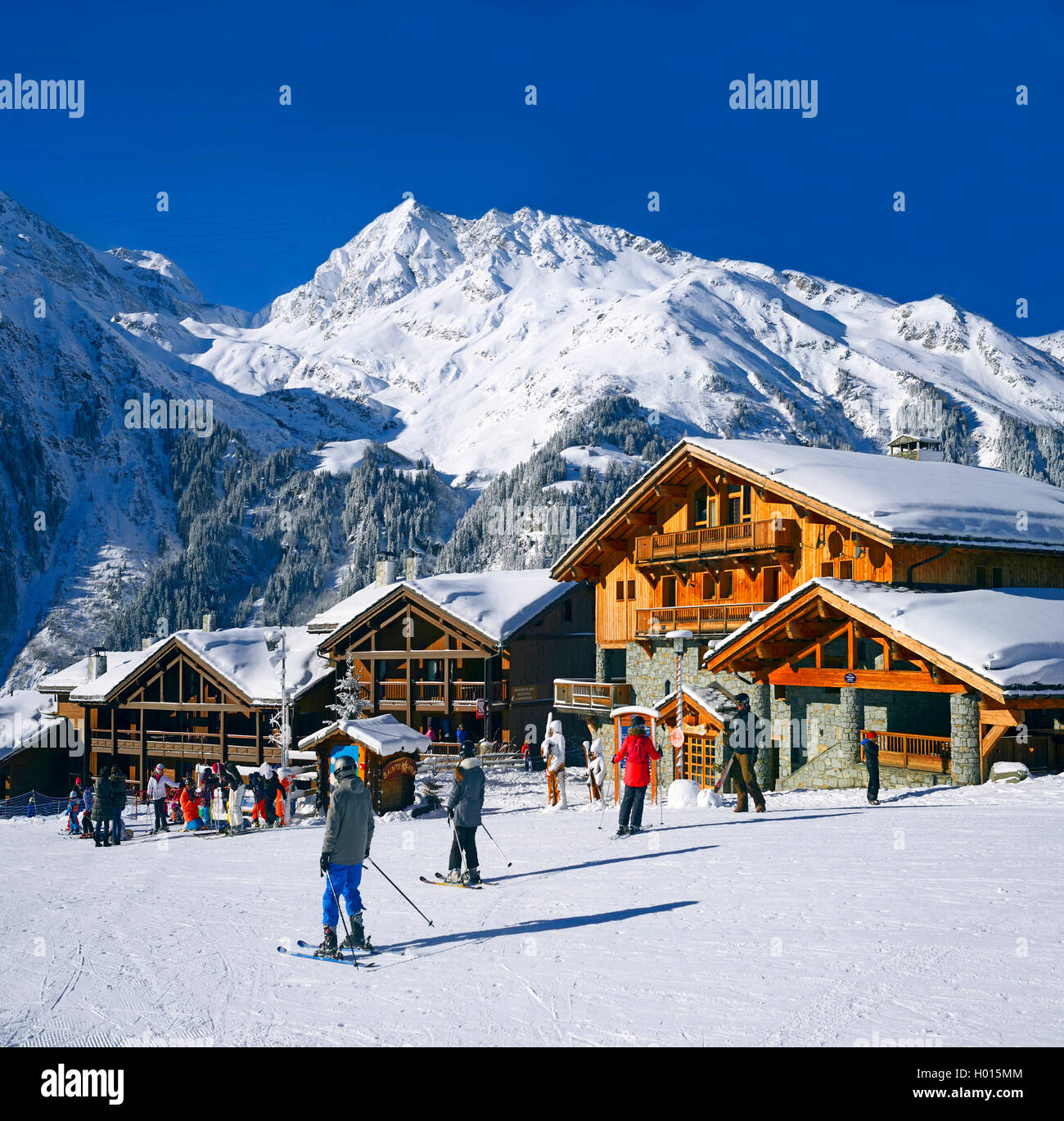Ski resort Sainte Foy Tarentaise in inverno, Francia, Savoie, Sainte-Foy Tarentaise Foto Stock