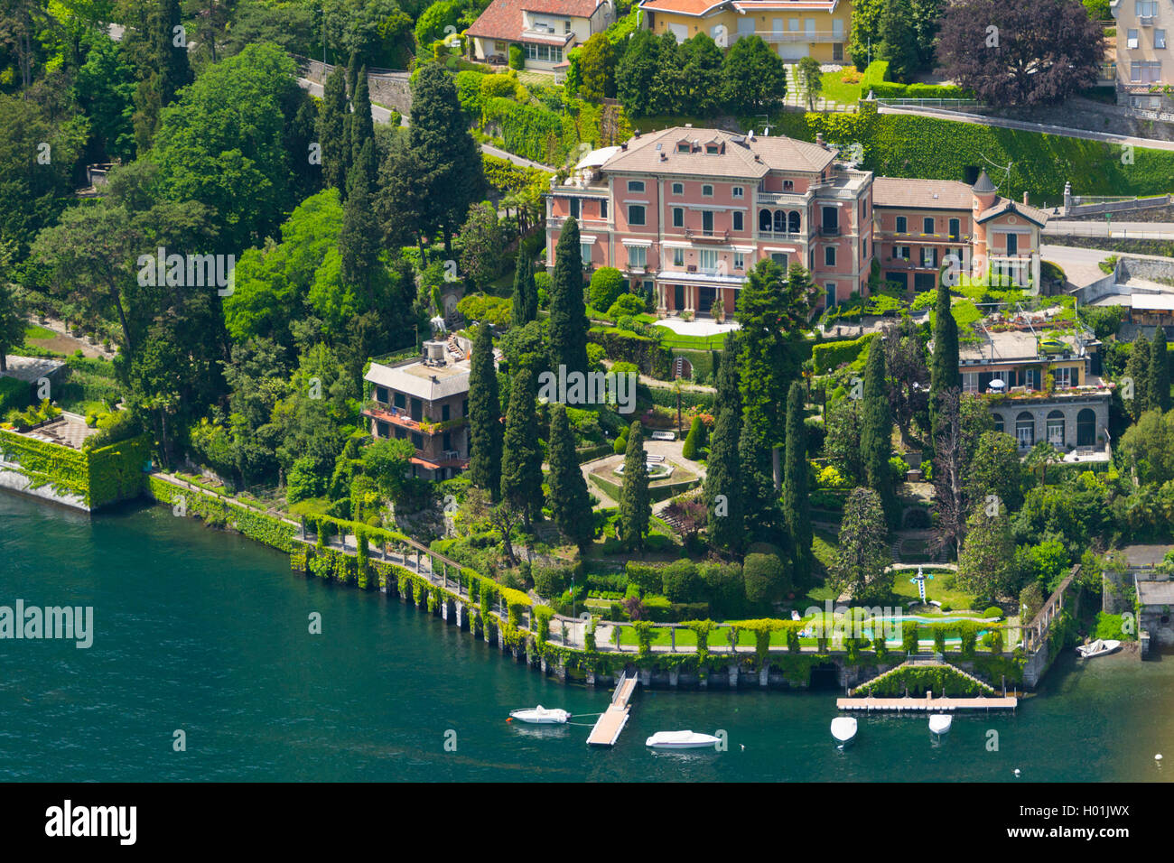 Italia, Lombardia, lago di Como, Moltrasio, villa le Rose (vista aerea Foto  stock - Alamy