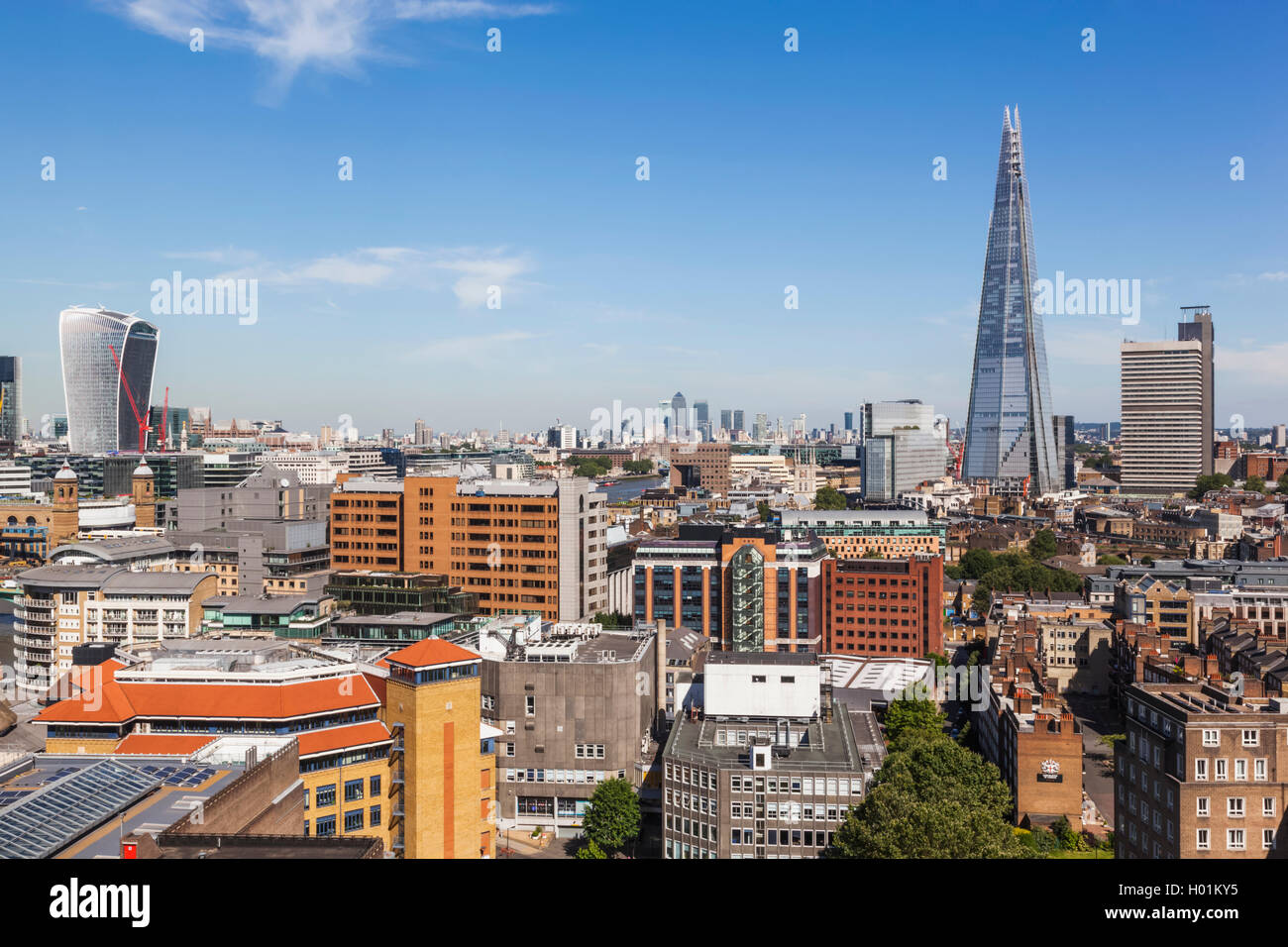 Inghilterra, Londra, vista di Southwark e il frammento da Tate Modern Foto Stock