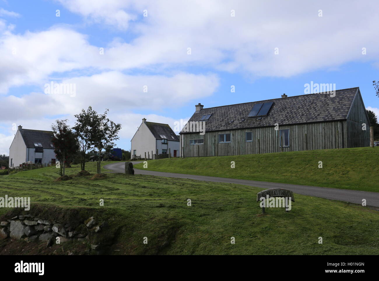 Recentemente costruito case Isle of Gigha Scozia settembre 2016 Foto Stock