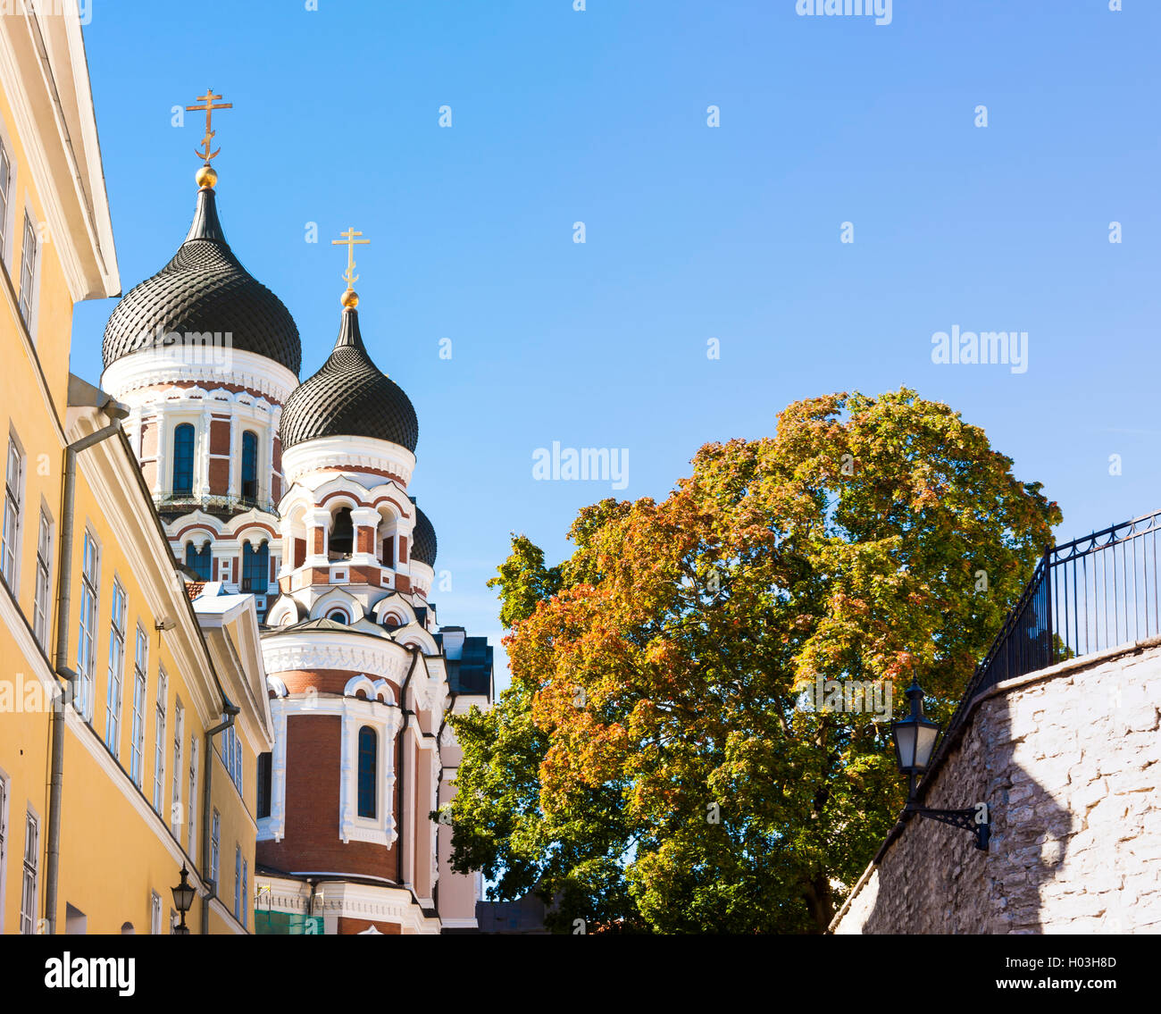 Torri di Aleksander Nevski Cattedrale a Tallinn in Estonia Foto Stock