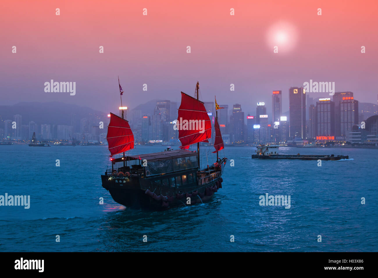Junk nave nel porto Victoria in Hong Kong Foto Stock