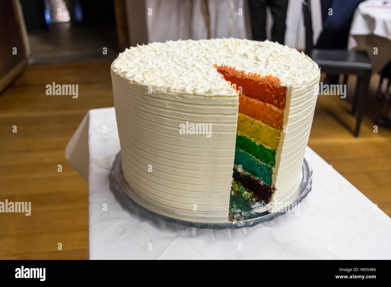 Rainbow torta, ispirato da Kaitlin Flannery e la Martha Stewart Visualizza. Foto Stock