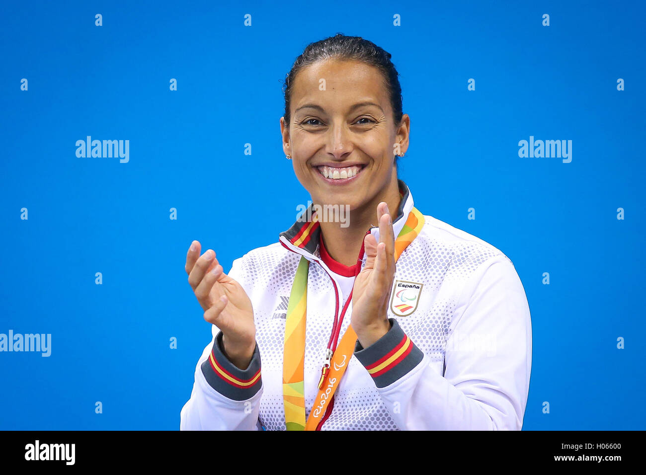 RIO DE JANEIRO, RJ - 17.09.2016: PARALIMPÍADA 2016 nuoto - Teresa Perales (ESP) vince la medaglia d'argento durante il nuoto Paralimpíada 2016 tenutasi presso l'Acquatico Olympic Stadium. (Foto: André Horta/Fotoarena) Foto Stock