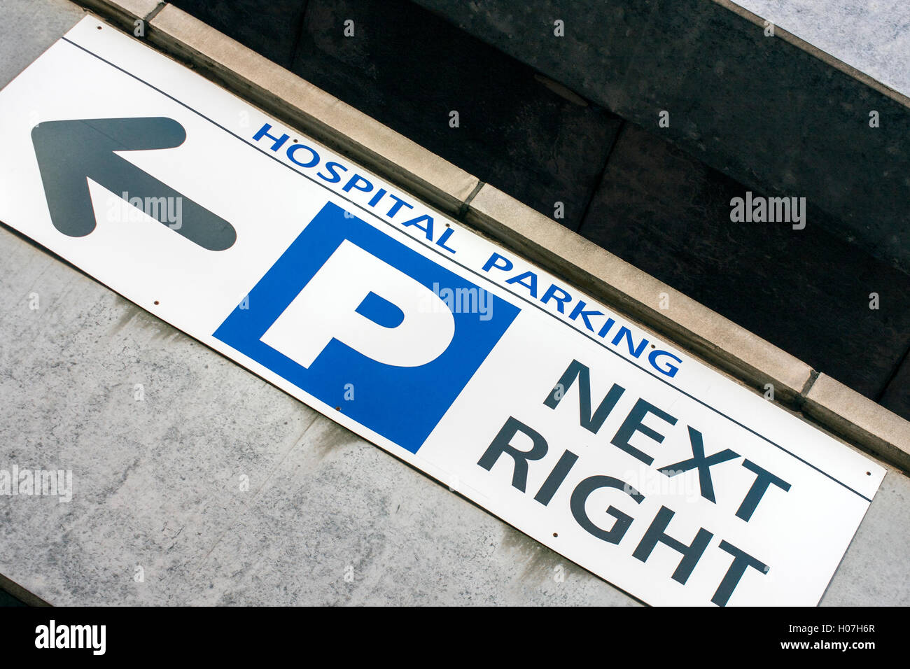 Ospedale segno di parcheggio Foto Stock