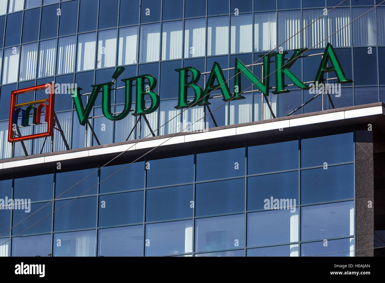 VUB Banka segno, Bratislava, Slovacchia, Europa Foto Stock