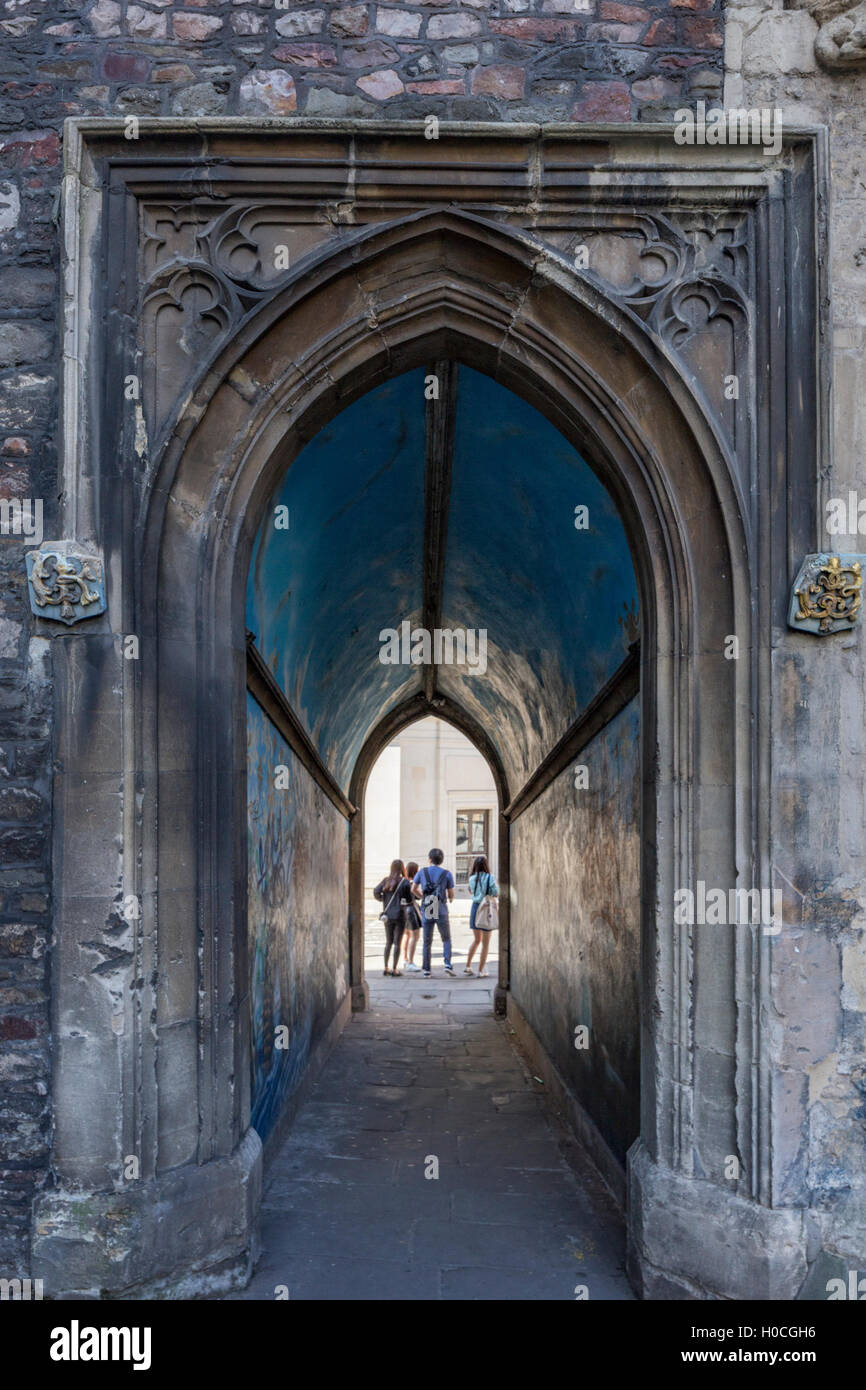 John's Gate (Porta nord) parte di San Giovanni Battista in fondo Broad Street, Bristol, Inghilterra, Regno Unito Foto Stock