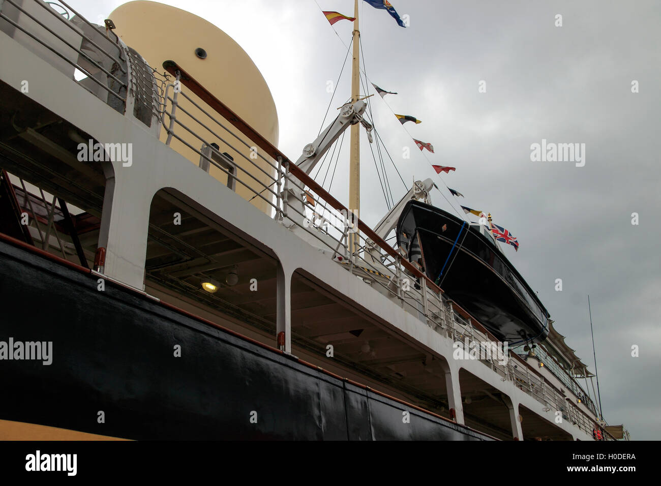 Scialuppa di salvataggio, HMY Britannia, Royal Yacht Britannia, ormeggiato a Ocean Terminal, Leith, Edimburgo, Scozia, Regno Unito Foto Stock