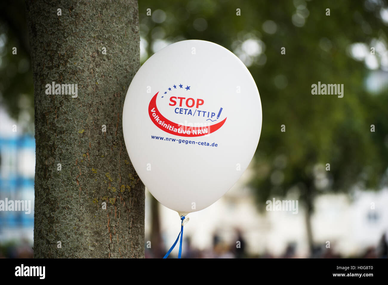 Rally contro TTIP, CETA e TISA a Colonia, Germania Foto Stock