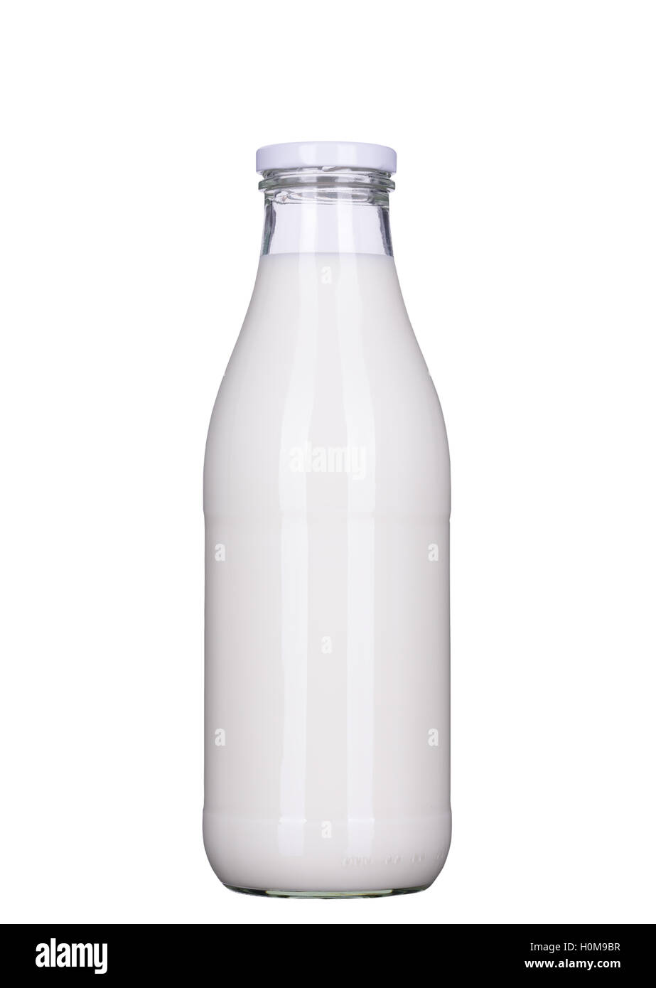 Singola bottiglia di latte isolato,-clipping path incluso in posizione verticale, primo piano. Foto Stock