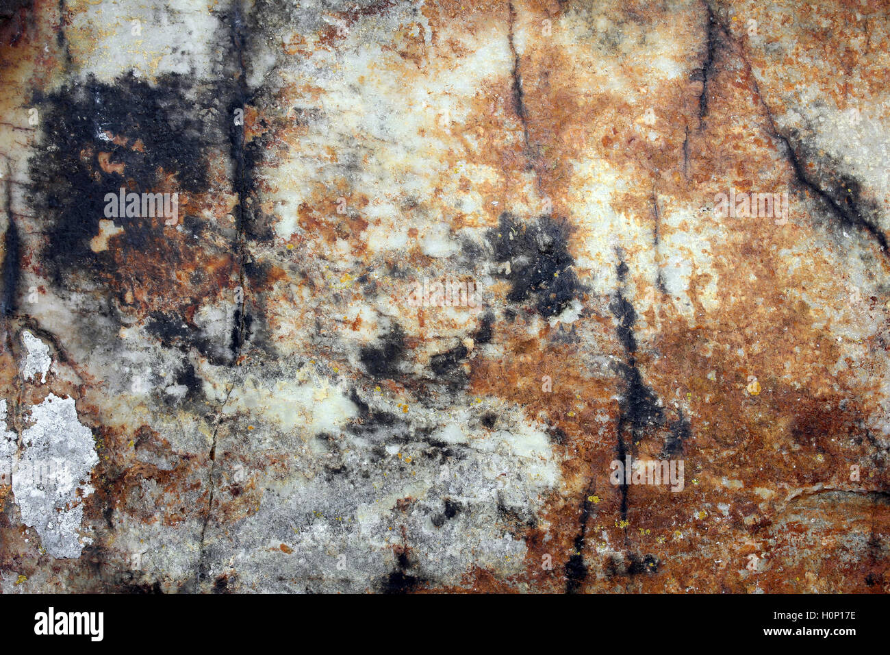 Roccia con ossido di ferro e manganese la colorazione Foto Stock