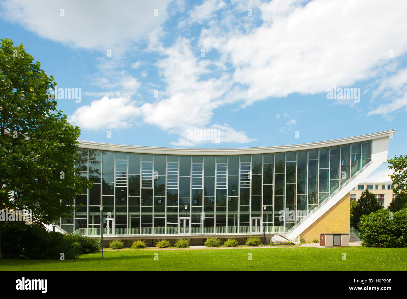 Deutschland, Renania settentrionale-Vestfalia, Wuppertal-Elberfeld, Schwimmoper Foto Stock
