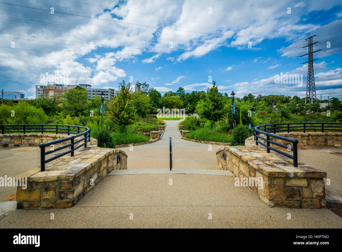 Passerelle a Elizabeth Park, in Elizabeth, Charlotte, North Carolina. Foto Stock