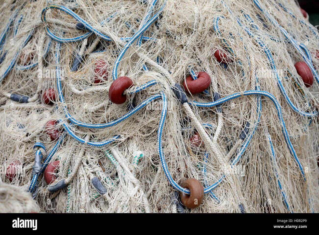 Le reti da pesca nel porto di Cambrils, Costa Daurada, Tarragona Catalogna Foto Stock