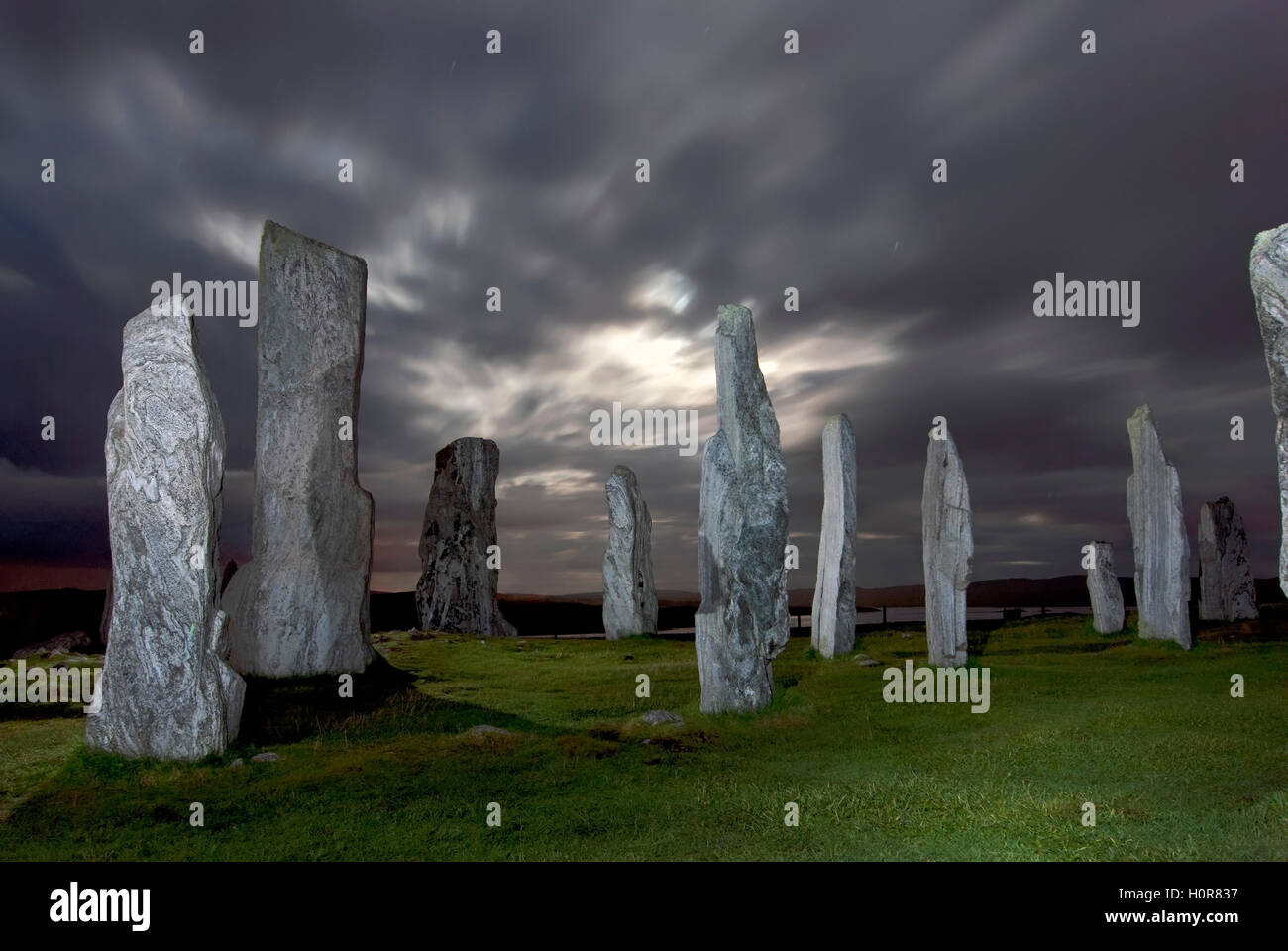 Callanish cerchio di pietra di notte durante la luna piena isola di Lewis Ebridi Esterne Western Isles della Scozia UK GB Europa pietra permanente Foto Stock