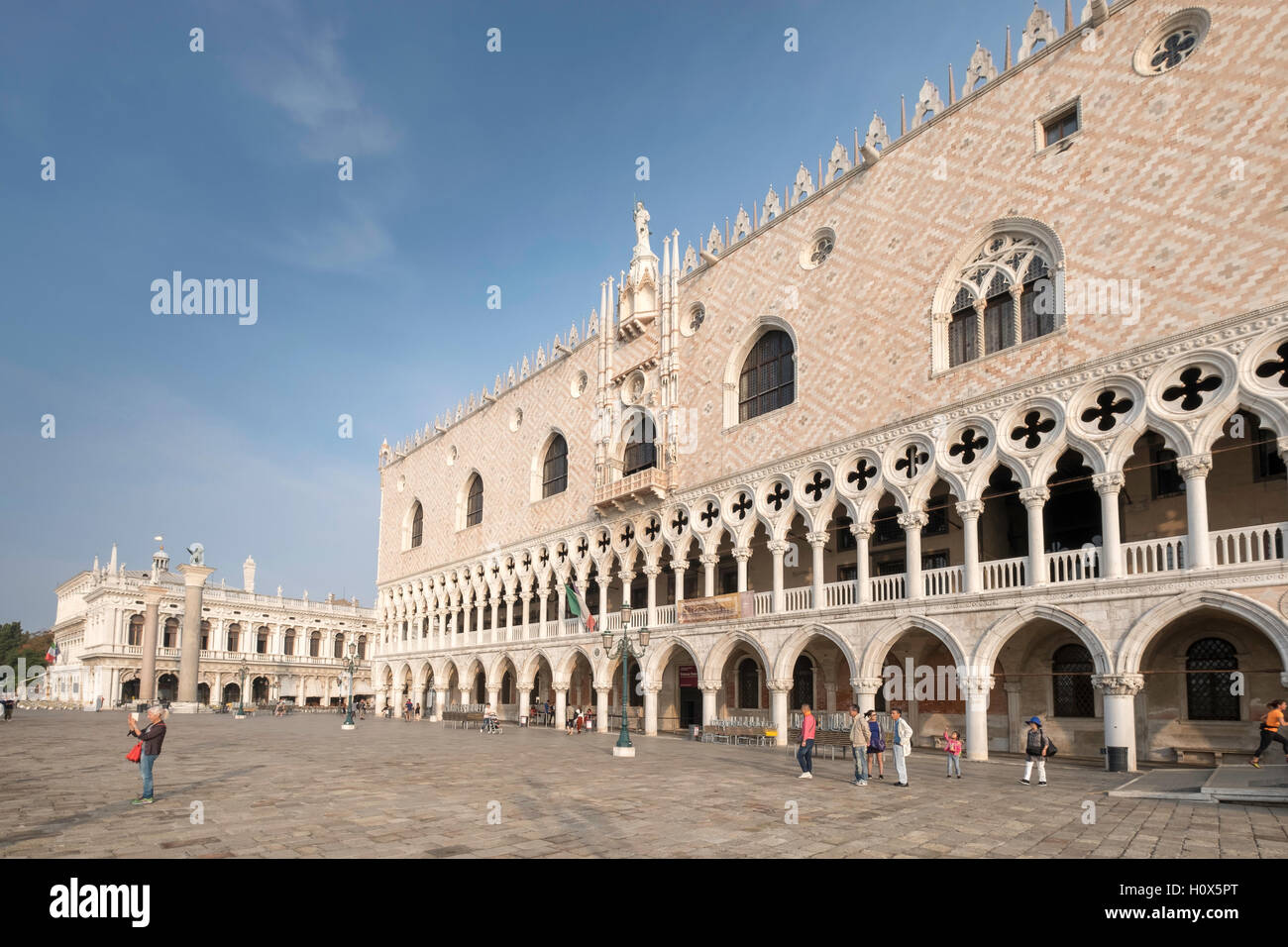 Il Palazzo Ducale, Palazzo Ducale e Piazza San Marco, Venezia Italia.stile gotico veneziano fu la sede del governo veneziano Foto Stock