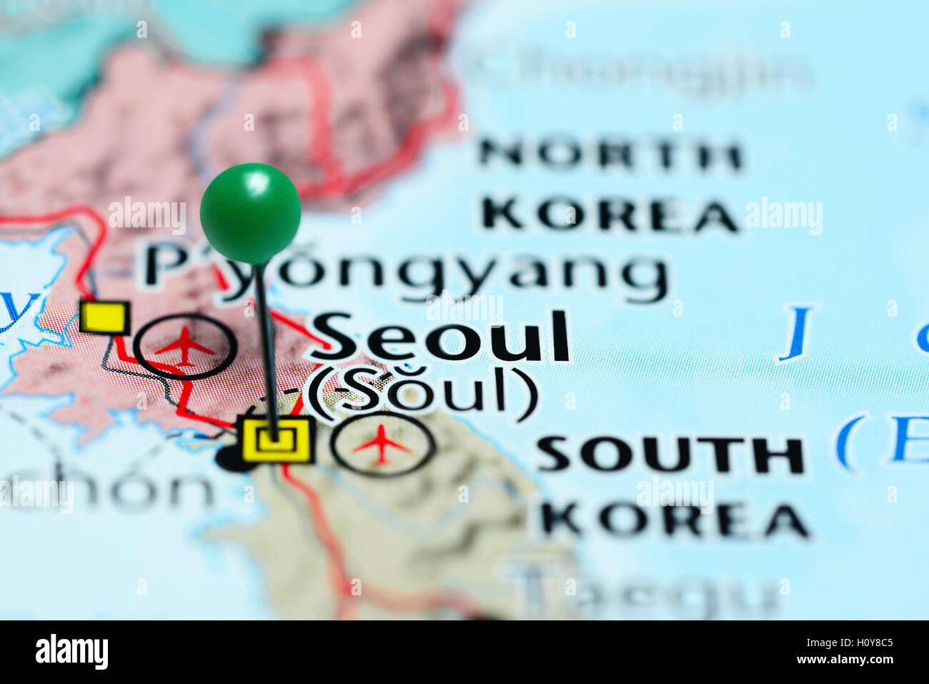 Seul imperniata su una mappa della Corea del Sud Foto Stock