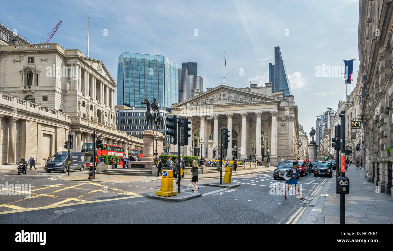 La Gran Bretagna, l'Inghilterra, la città di Londra, Banca giunzione con vista della banca di Inghilterra e la Royal Exchange Foto Stock