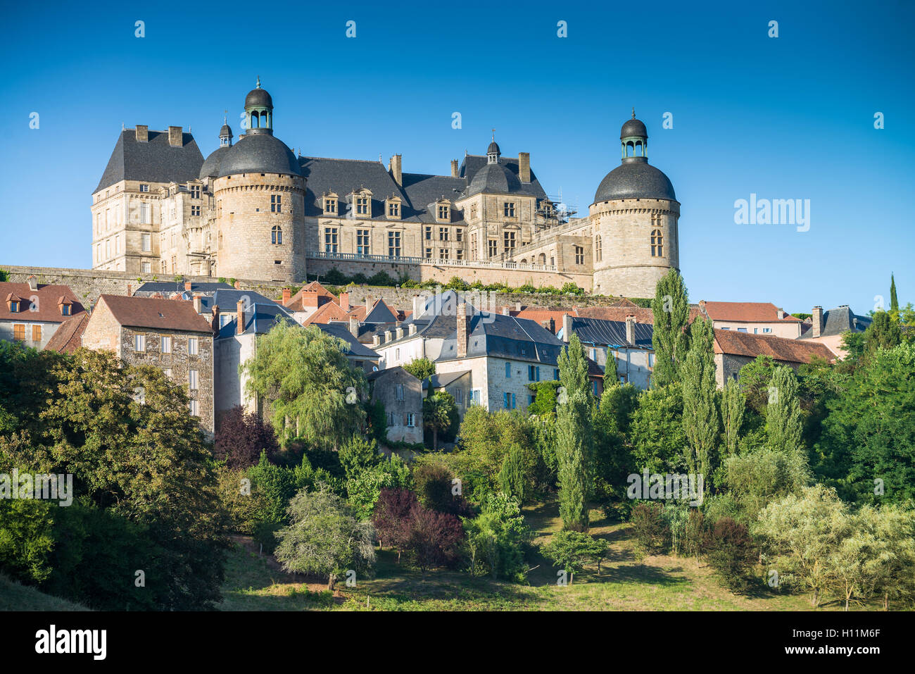 Il castello di Hautefort, Perigord Noir, Francia, Dordogne, Francia, Unione Europea, Europa Foto Stock