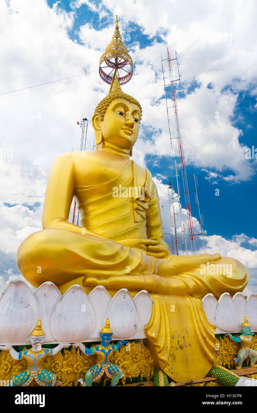 Statua di Buddha - Krabi Tiger Cave - Wat Tham Sua, Krabi, Thailandia Foto Stock