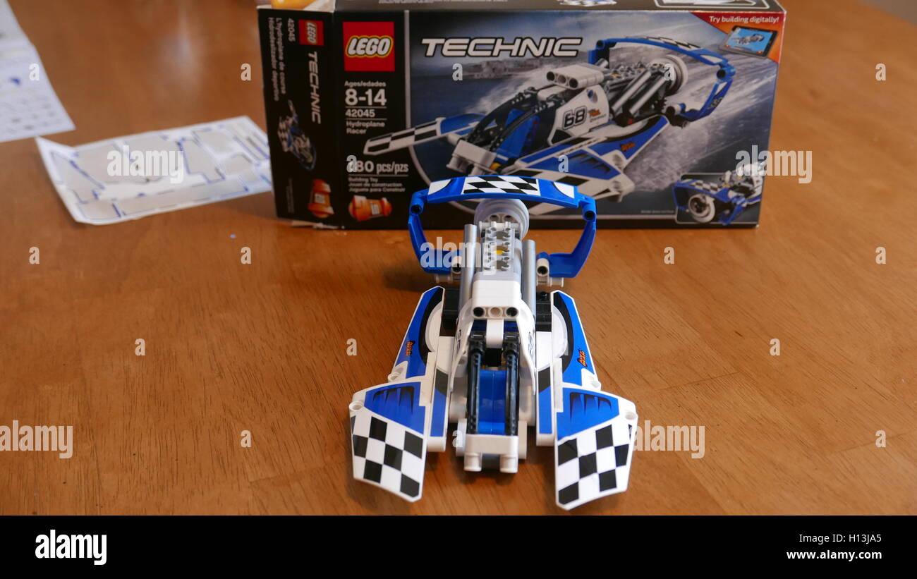Lego Technic barca Foto Stock