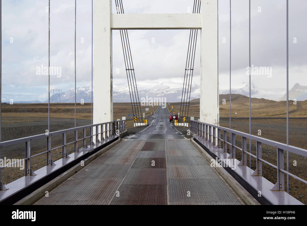 Percorso 1 ringroad passando oltre il ponte a Jokulsarlon laguna glaciale Islanda Foto Stock