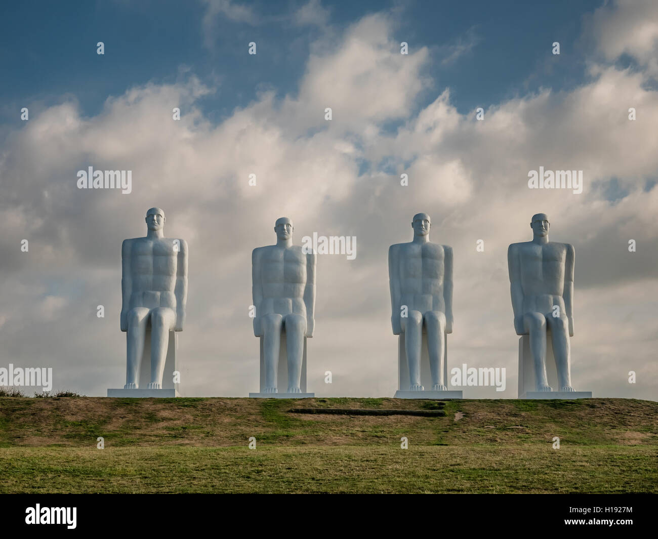 Gli uomini di mare colossali statue nei pressi del porto di Esbjerg, Danimarca Foto Stock