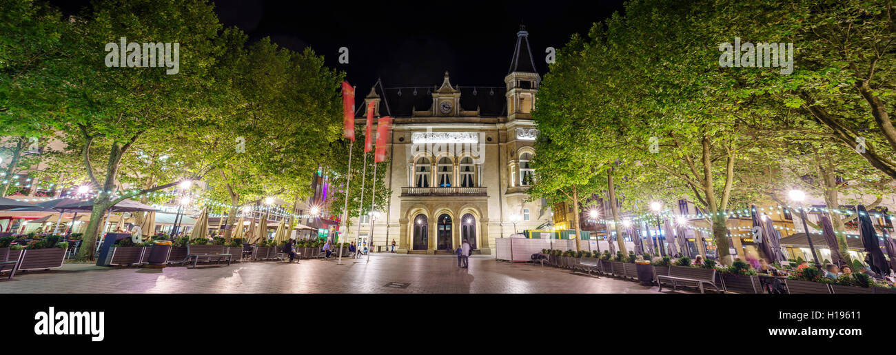Lussemburgo, SEP 9: la bella città di Lussemburgo hall di notte il Sep 9, 2016 a Lussemburgo Foto Stock