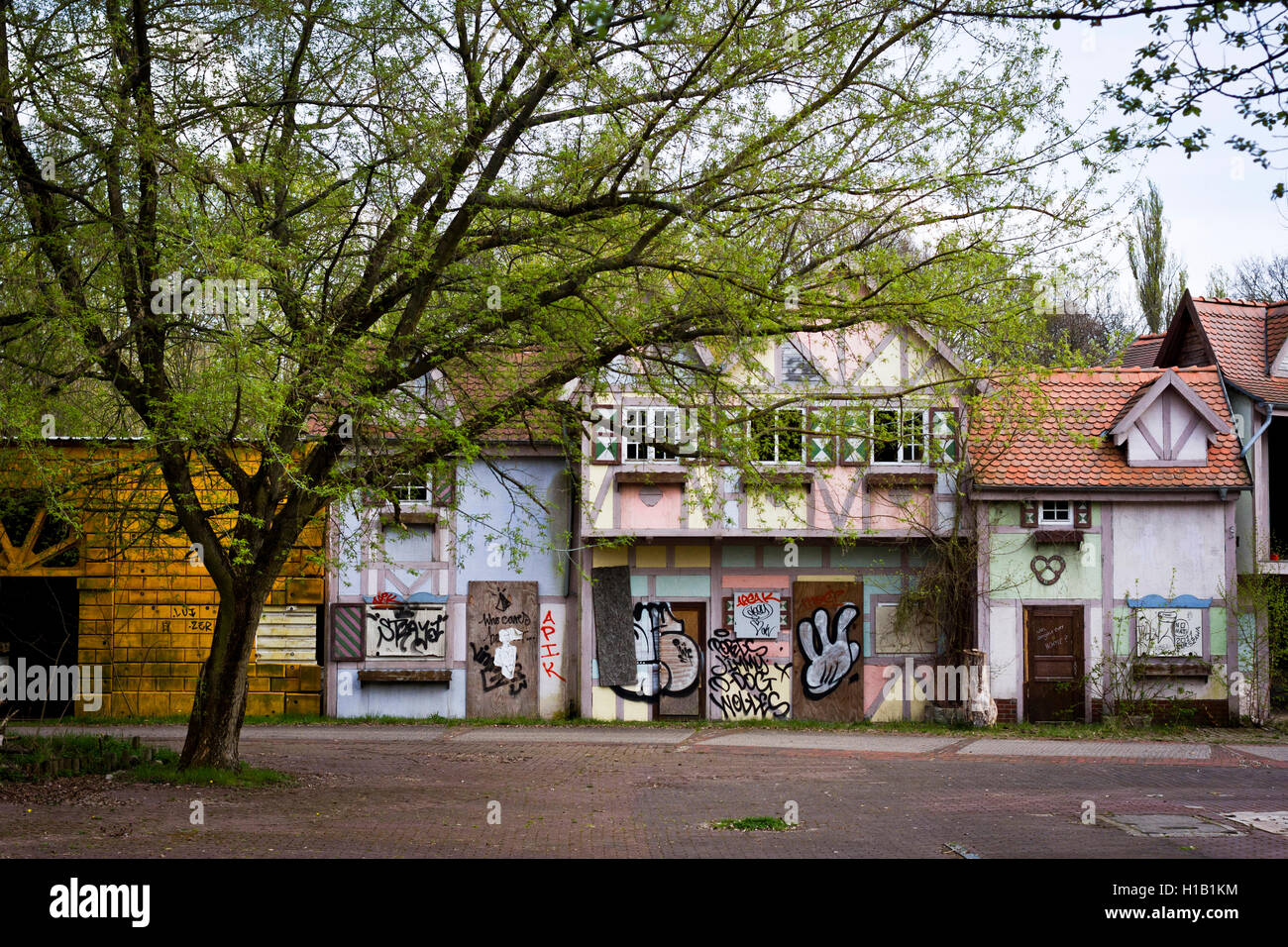 Attrazioni in disuso nel Spreepark abbandonati a Berlino, Germania. Foto Stock