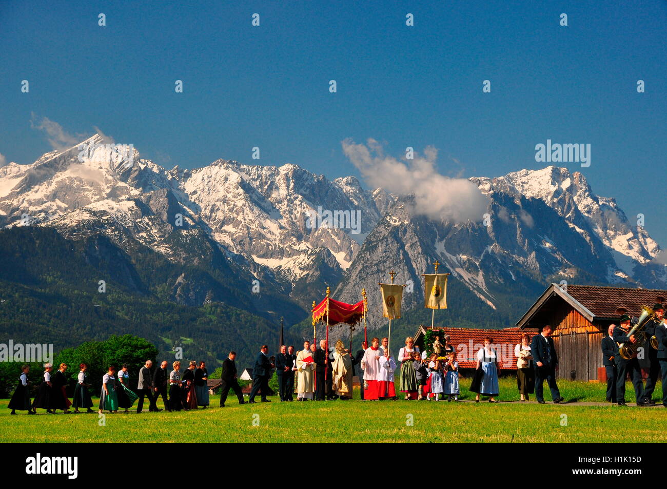 Processione del Corpus Domini, Werdenfels, Baviera, Germania Foto Stock