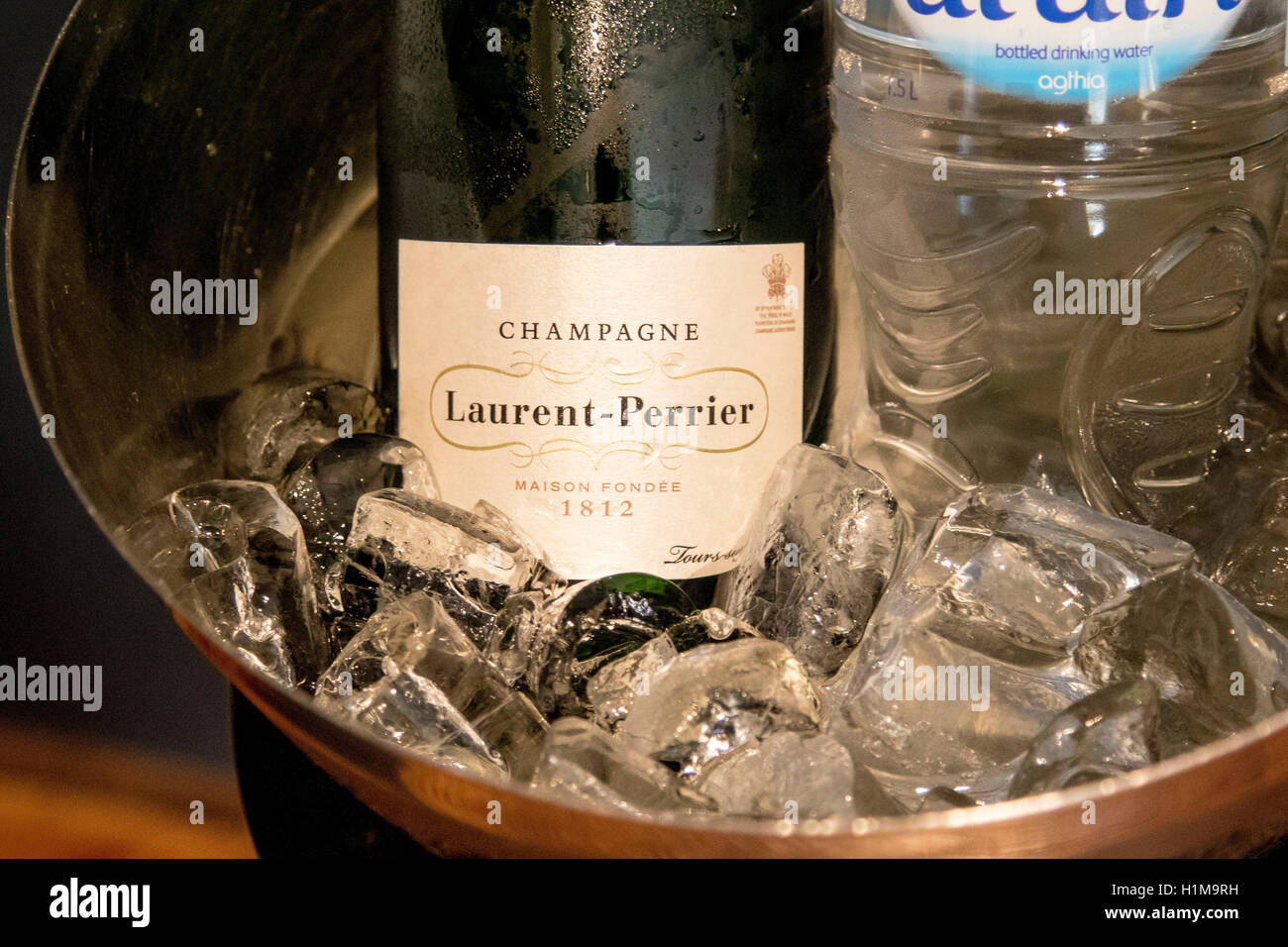 Bubblicious champagne pranzo a buffet hotel di lusso di Dubai Foto Stock