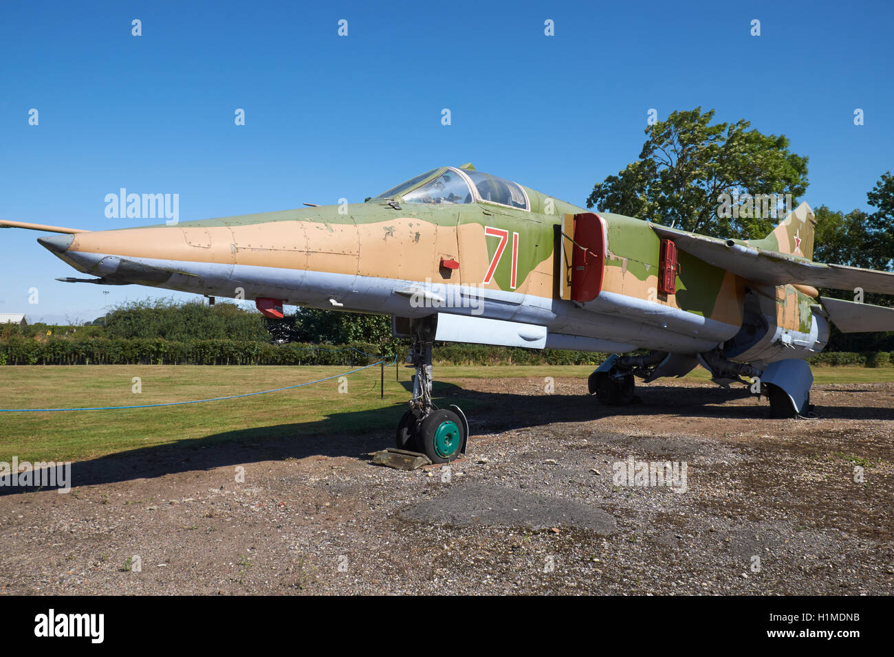 Un Mikoyan-Gurevich MiG-27K "Flogger" massa-attacco aeromobile sul display in Newark Air Museum, Nottinghamshire, Inghilterra. Foto Stock