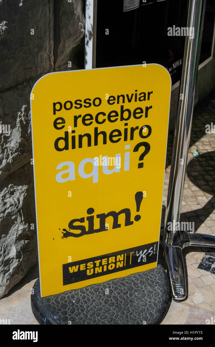 Trasferimento di denaro di Western Union segno di exchange Foto Stock