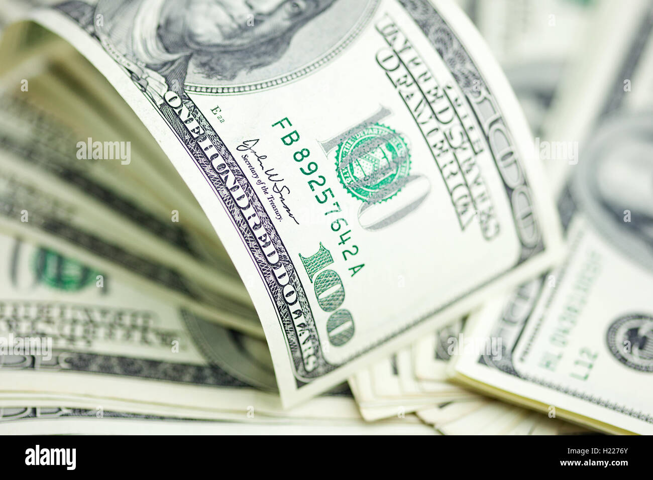Sullo sfondo di un dollaro banconote Foto Stock