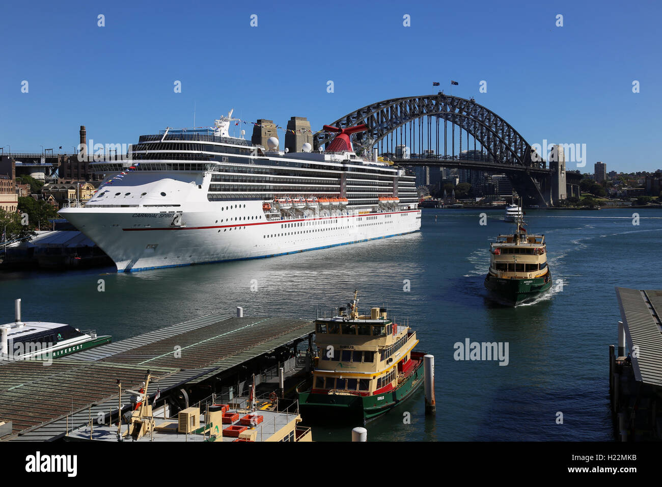 La lussuosa nave da crociera Carnival spirito attraccata al Terminal Passeggeri Oltreoceano Sydney New South Wales AUSTRALIA Foto Stock