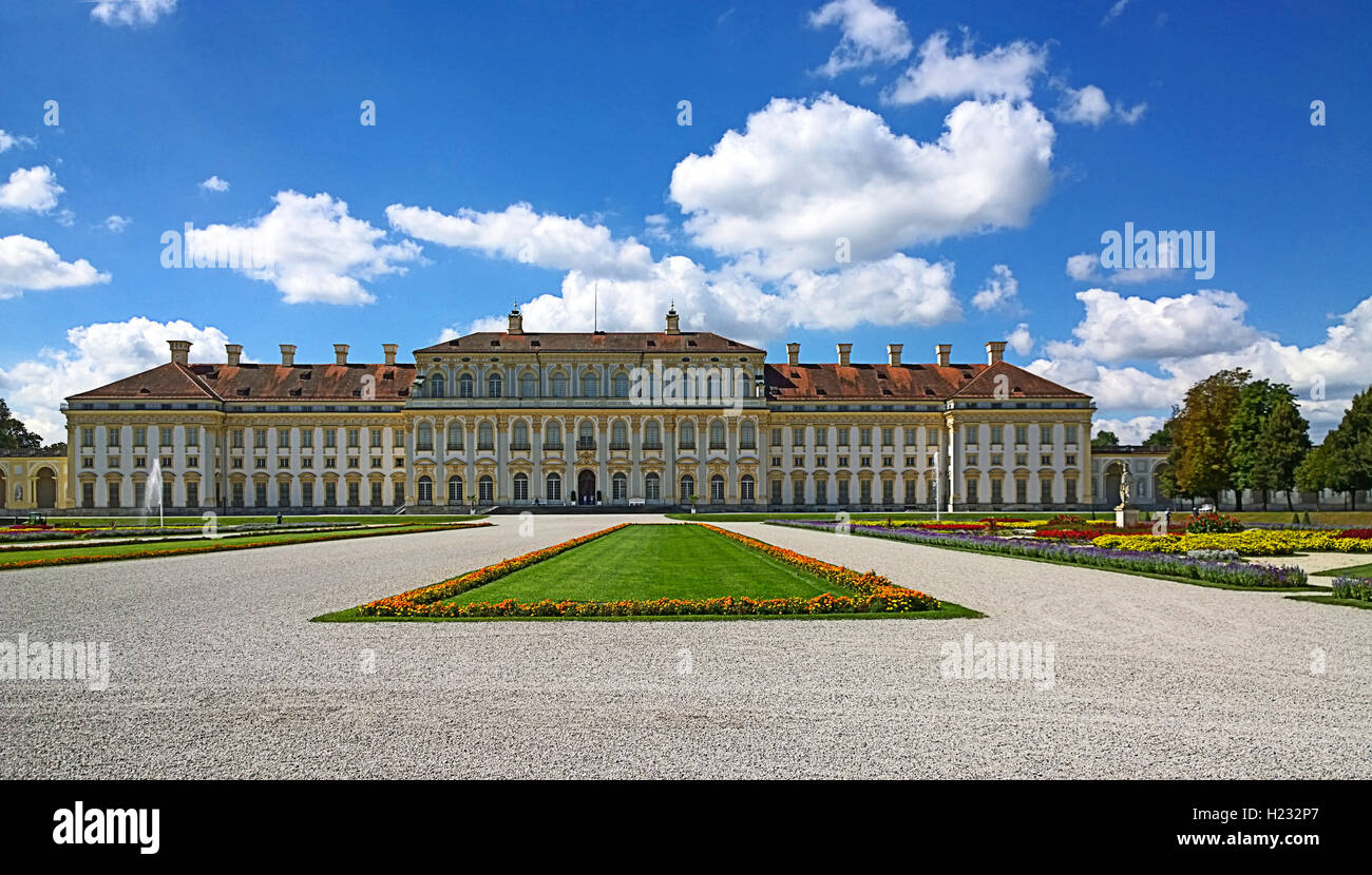 OBERSCHLEISSHEIM, Germania - Vista Panoramica di Palazzo Schleissheim ( 300 mt. di lunghezza) vicino a Monaco di Baviera Foto Stock