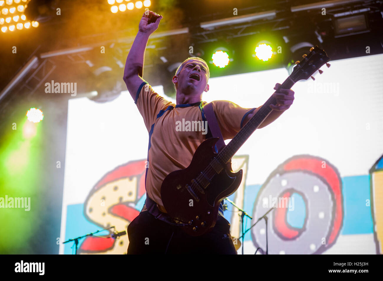 Barcellona, Spagna. Il 24 settembre 2016. Madjid Fahem esegue in concerto durante il giorno 3 di Festes de la Merce. Credito: Charlie Perez/Alamy Live News Foto Stock