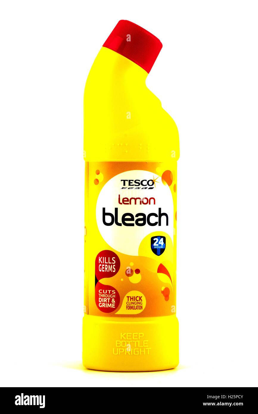 Bottiglia di Tesco candeggina al limone Foto Stock