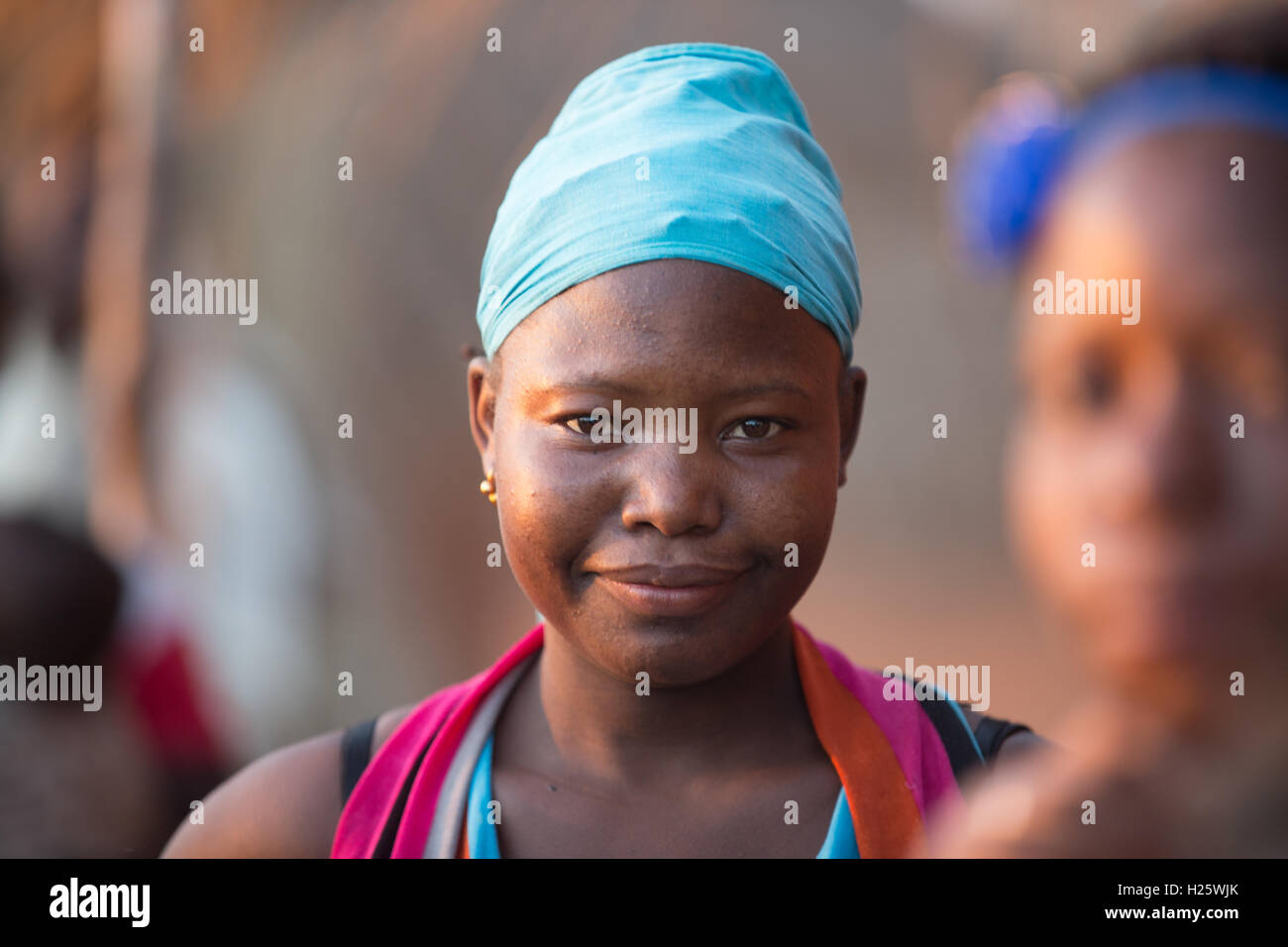 Villaggio Namina, Nampula Provincia, Mozambico, Agosto 2015: La vita quotidiana nel villaggio vicino a Maria Albino's house. Foto di Mike Goldwater Foto Stock