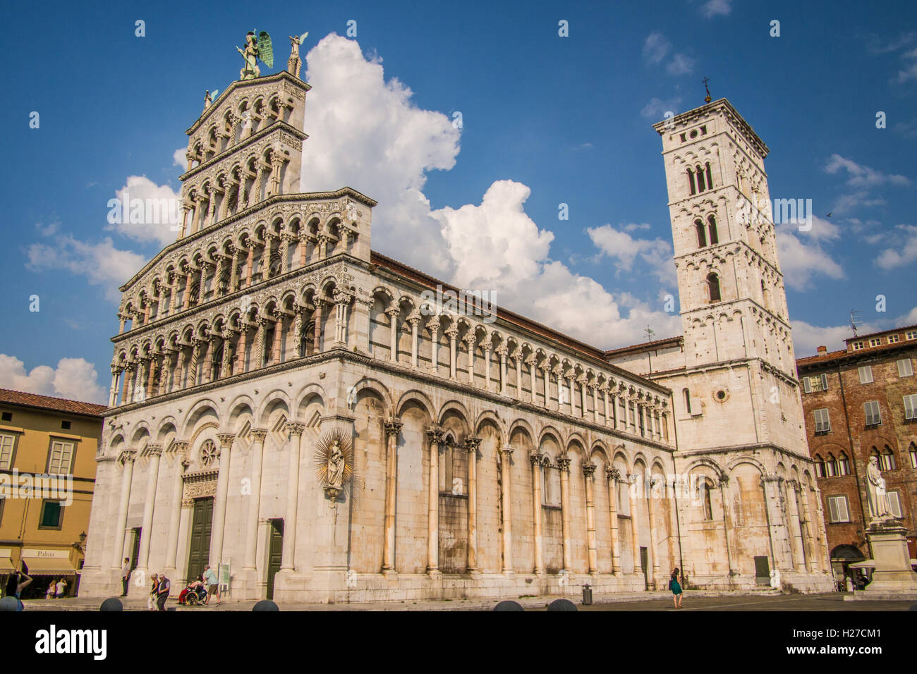 San Michele in Foro, una cattolica romana chiesa basilica, Lucca, Toscana, Italia Foto Stock