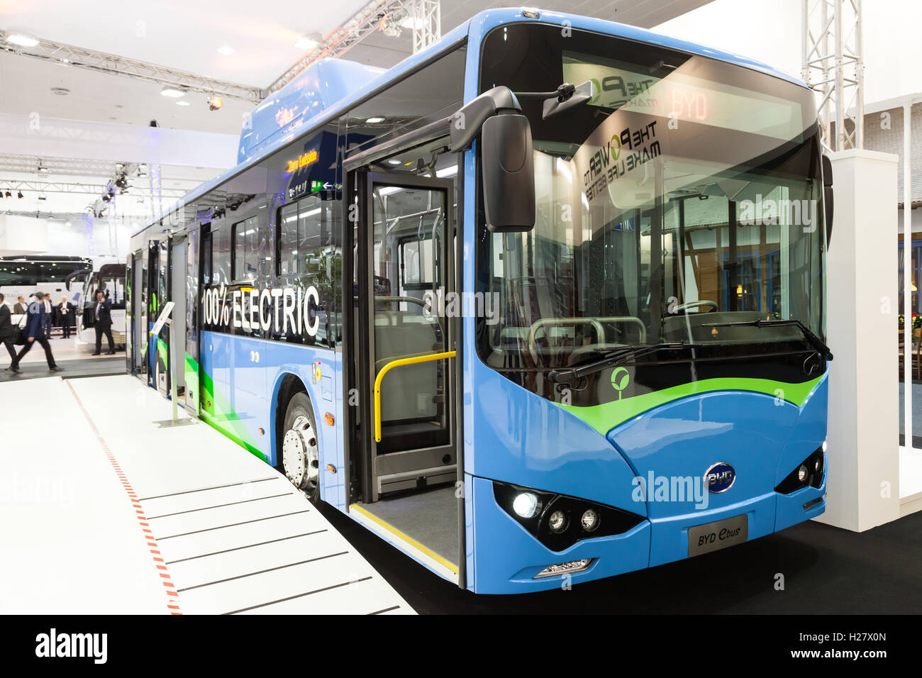 L'autobus elettrico dalla società cinese BYD Foto Stock