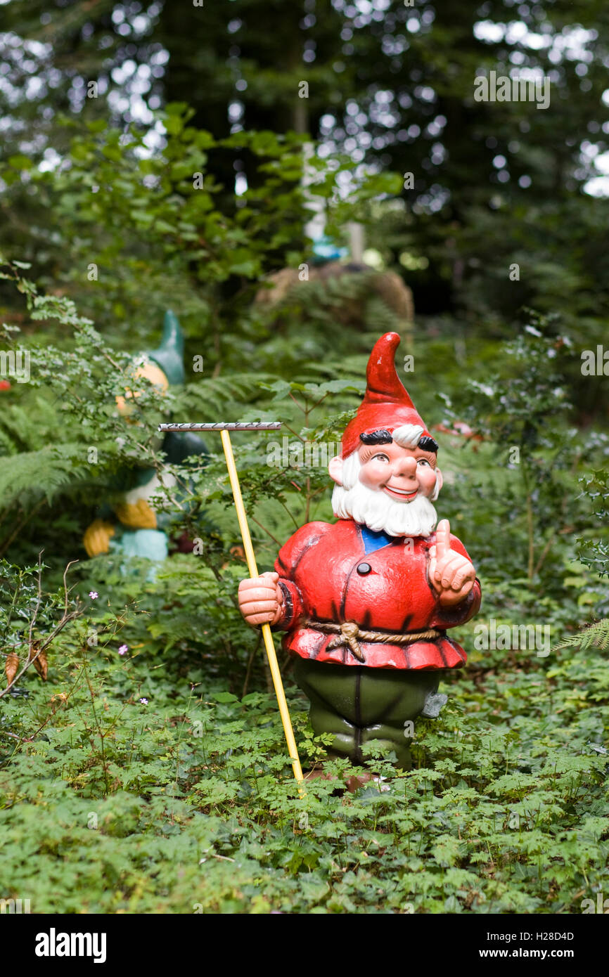 Giardino gnome di lavoro Foto Stock