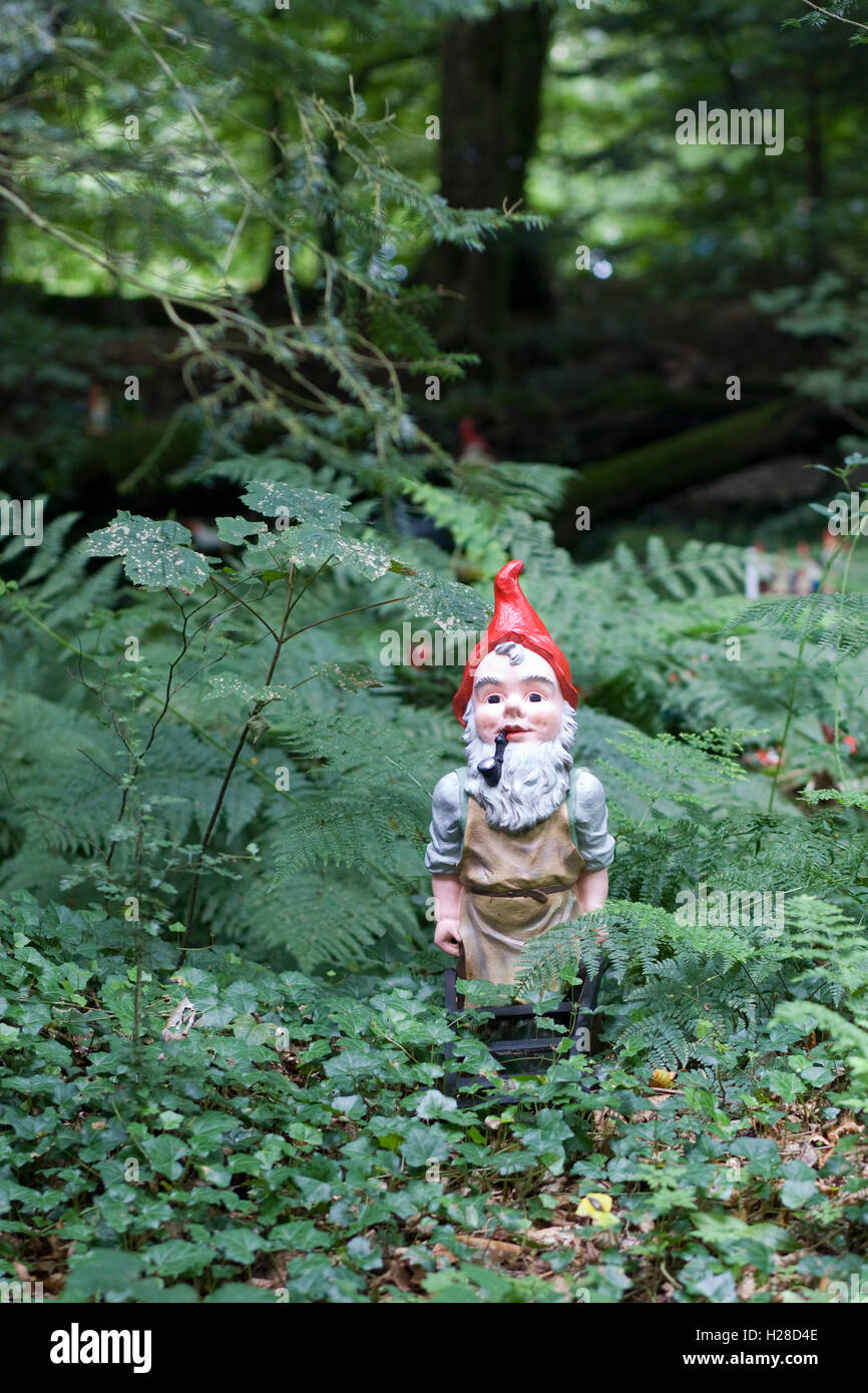 Giardino nonno gnome Foto Stock