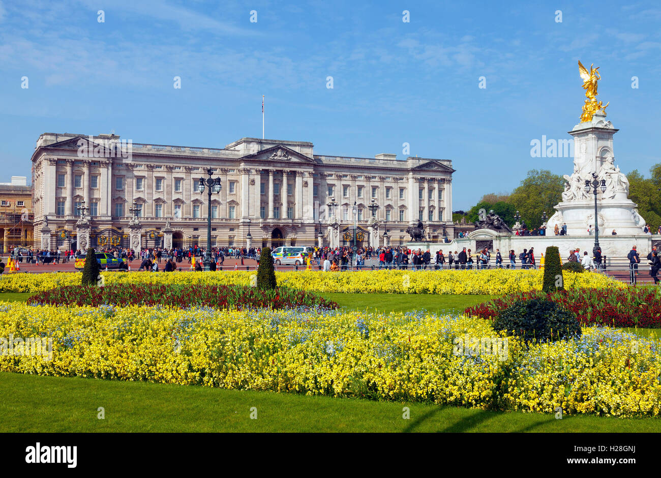 Buckingham Palace a Londra per una luminosa giornata d'estate Foto Stock