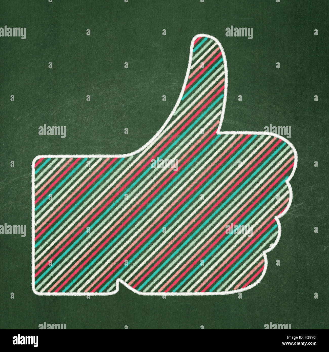 Social media concetto: Pollice su sfondo lavagna Foto Stock