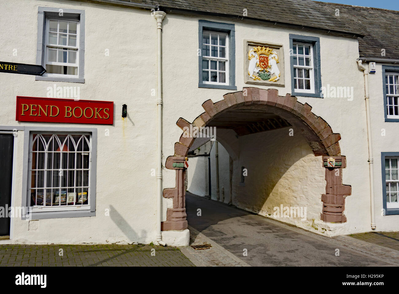 Il Pend e Pend libri, Whithorn, Wigtownshire, Dumfries and Galloway, Scozia. Il Pend è il Gatehouse of Whithorn Priory. Foto Stock