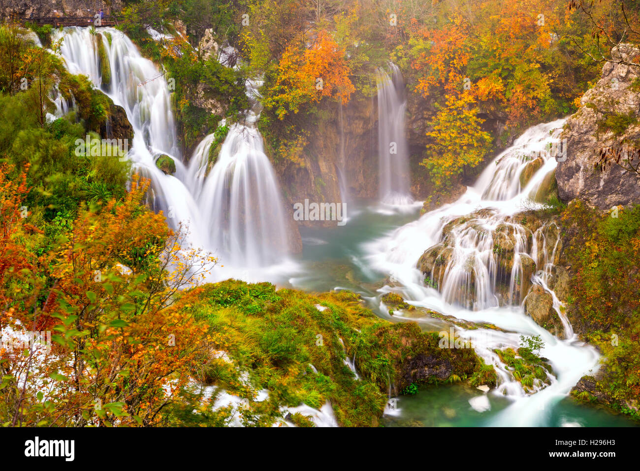 Collezione Autunno colori e cascate del Parco Nazionale di Plitvice in Croazia Foto Stock