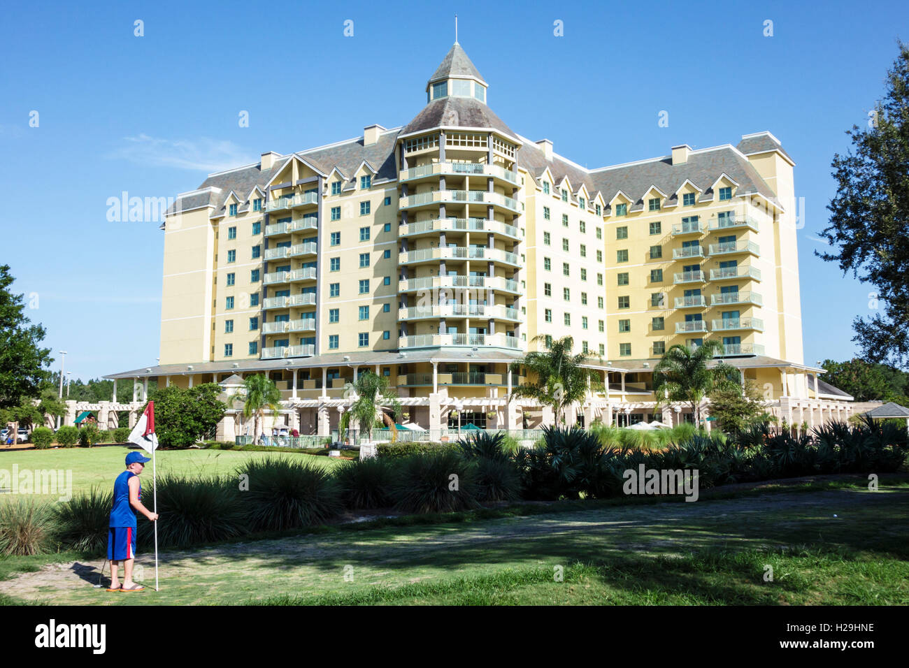 St. Augustine Florida,World Golf Village Renaissance St. Augustine Resort,hotel,alloggio,esterno,campo da golf pratica,ragazzi ragazzi maschi c Foto Stock