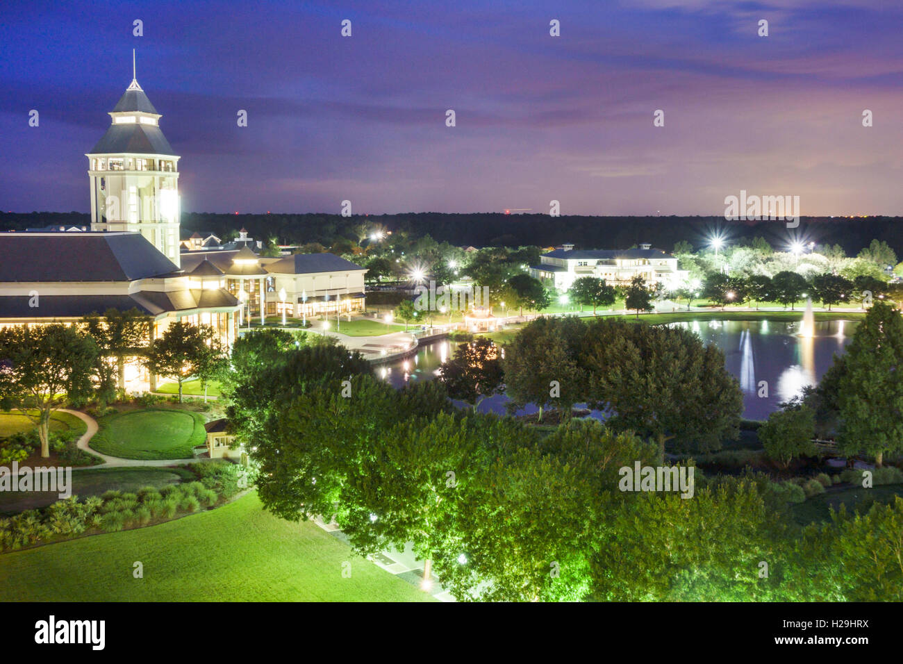 Saint Augustine Florida, World Golf Village, notte, acqua, lago, Hall of Fame, torre, FL160801046 Foto Stock